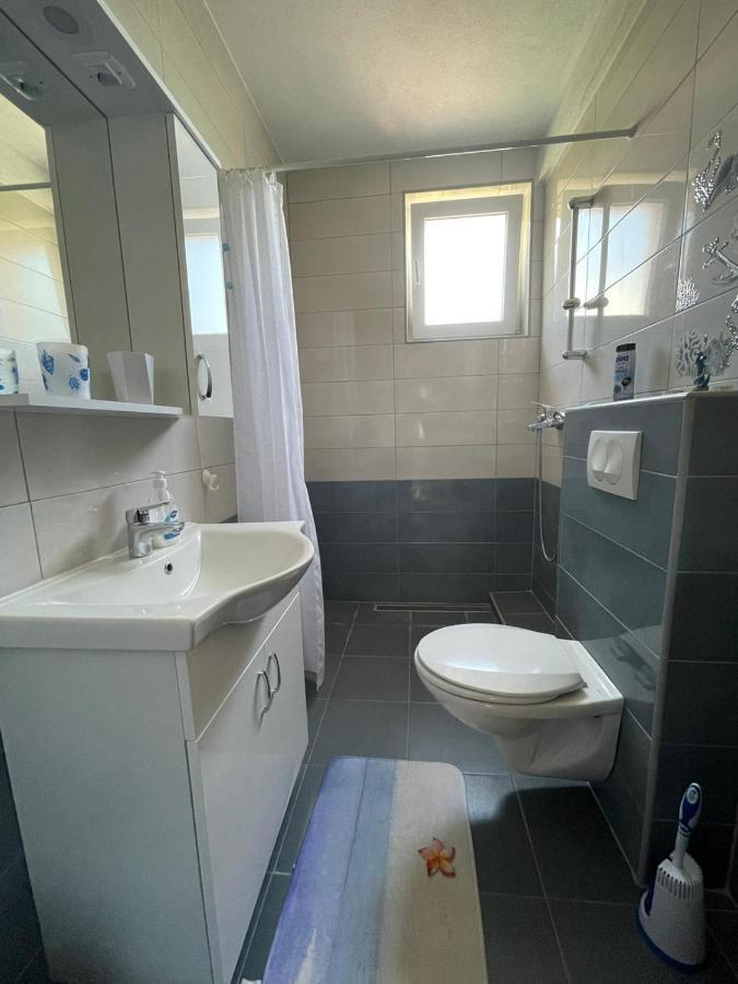 Apartmani Mateja Kaštela Buitenkant foto